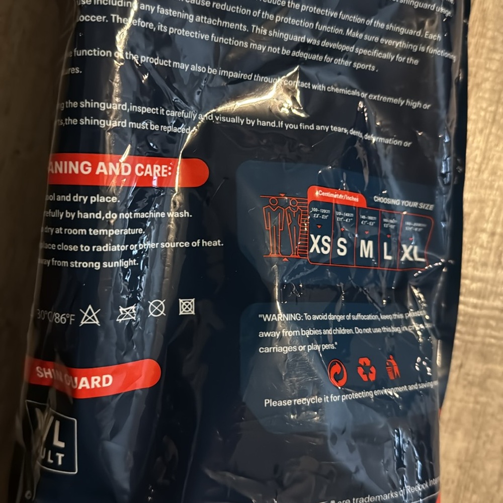 REEBOK shin guards—adult M/L - Picture 7 of 7